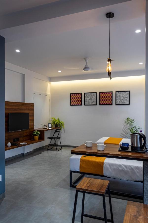 The Cult Stay Sholapur Exterior foto